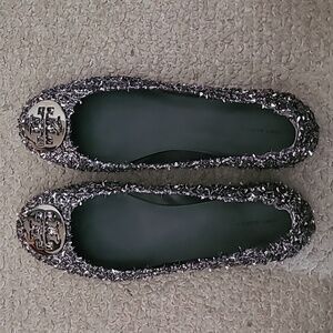 Tory Burch Silver Gunmetal Minnie travel ballet flats in women's size 13